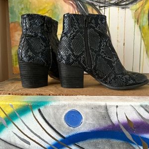 Women’s boots